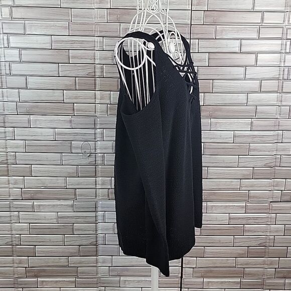 Express cold shoulder sweater Size M - Picture 5 of 12
